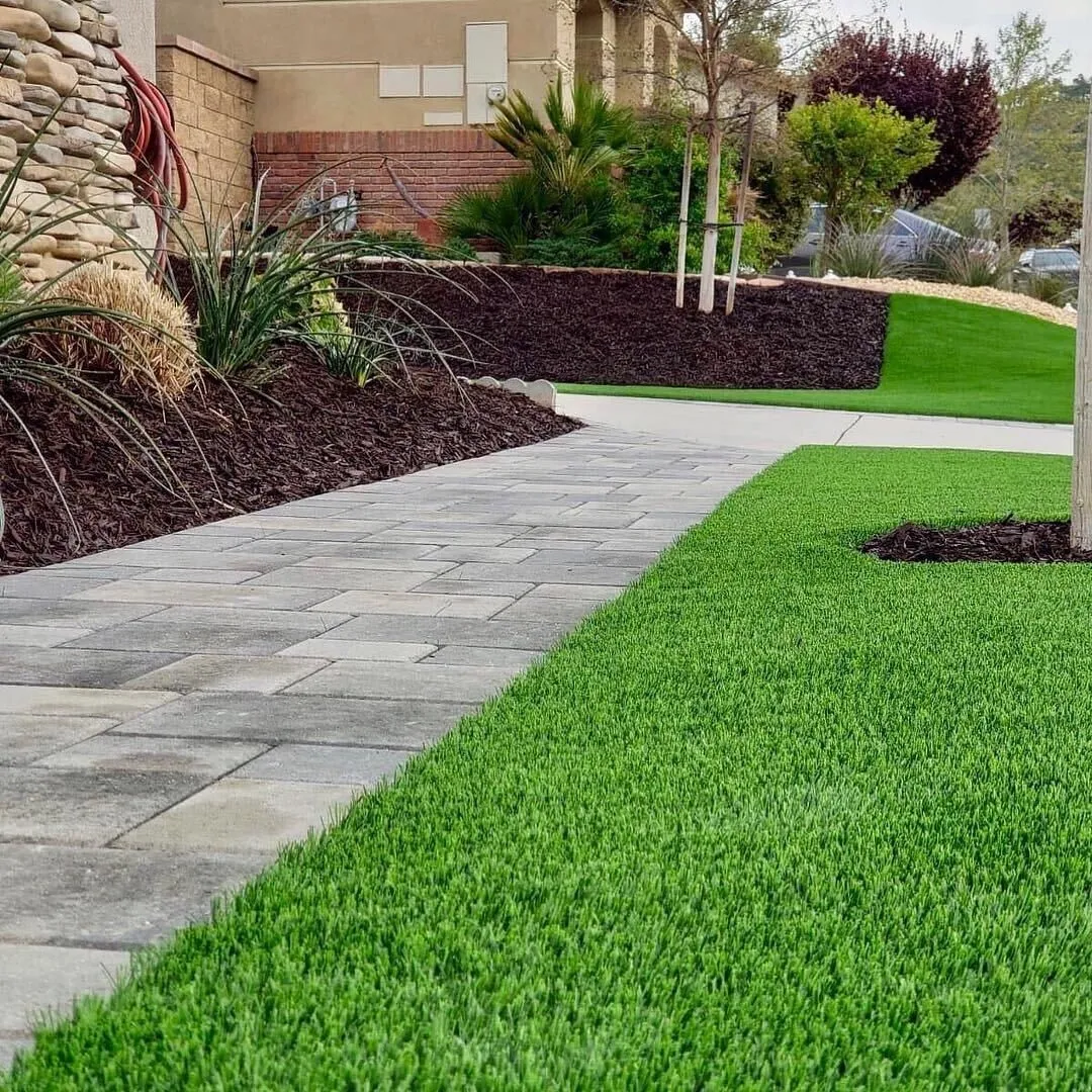Artificial Grass | Hernandez Wholesale Flooring
